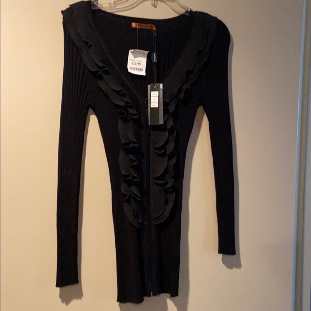 Bellclini black Casual nice lightweight top